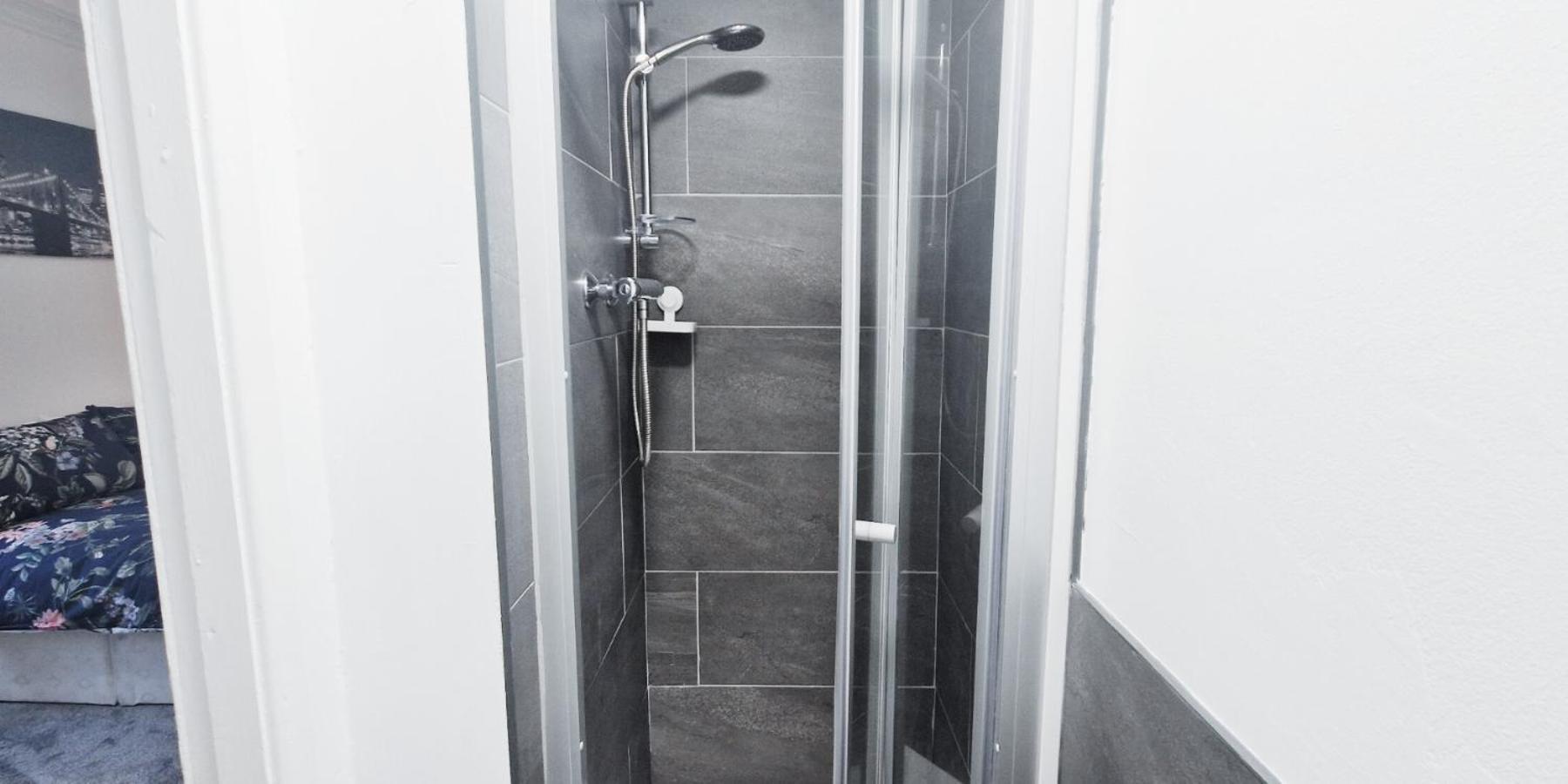 Spacious Room In Modern House Near Nottingham Exteriör bild